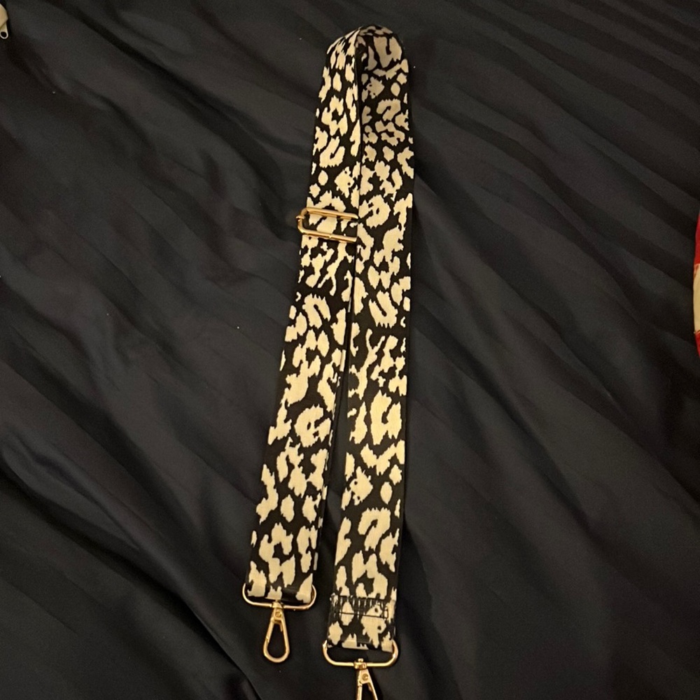 Black and White Leopard Thin Guitar Bag Strap